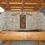 Ulnhof *