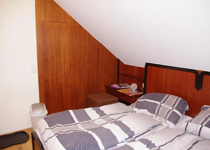 Ulnhof * ماريابفار